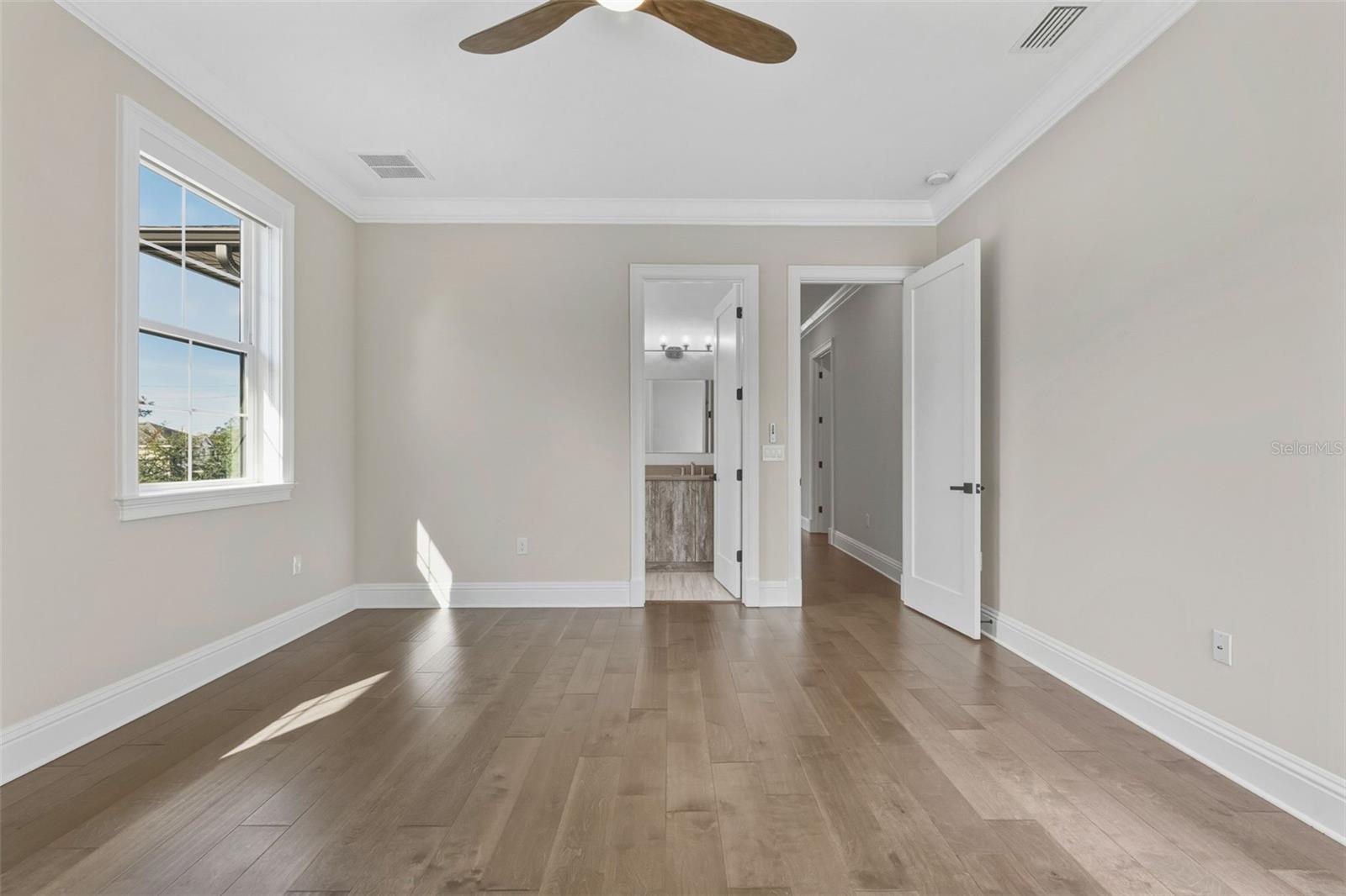 TB8466754 Property Photo