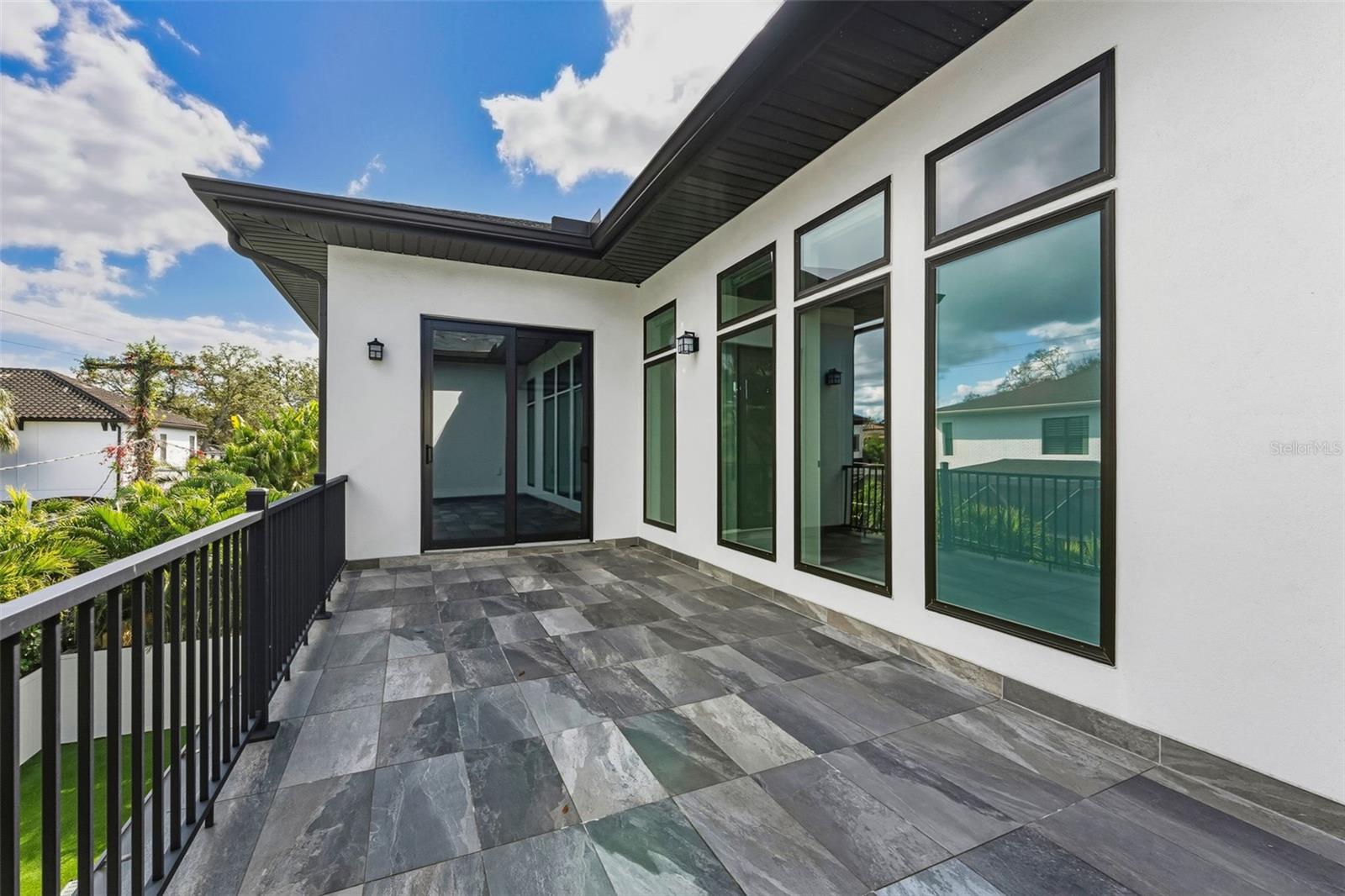 TB8466754 Property Photo