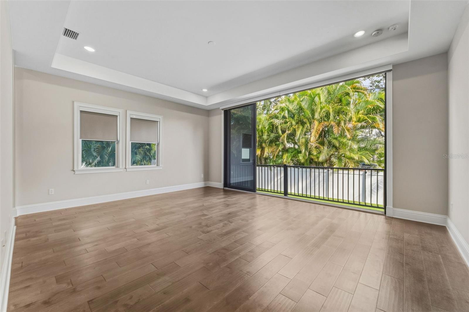 TB8466754 Property Photo