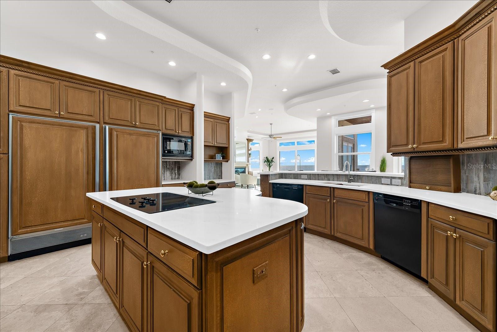 TB8466775 Property Photo