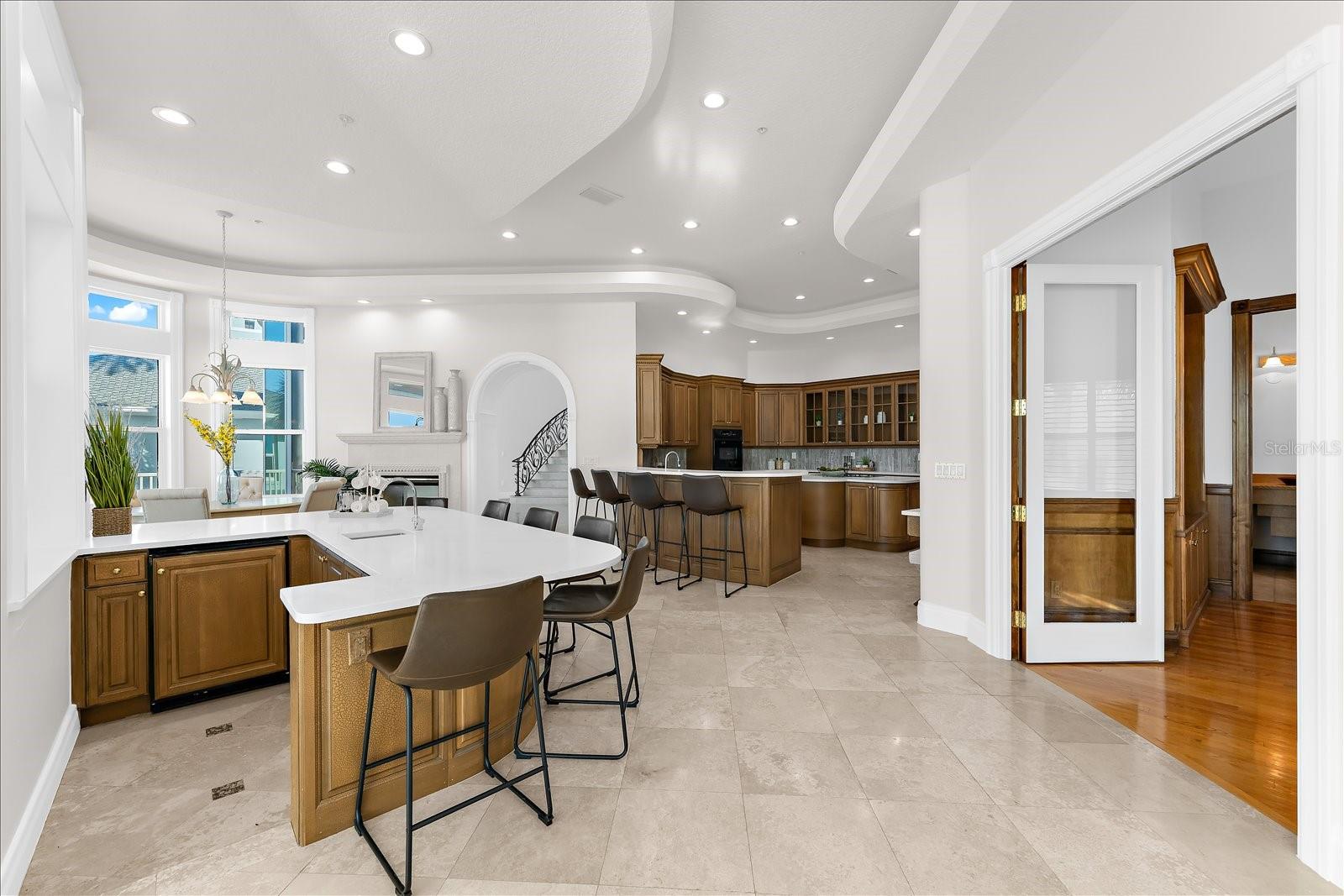 TB8466775 Property Photo