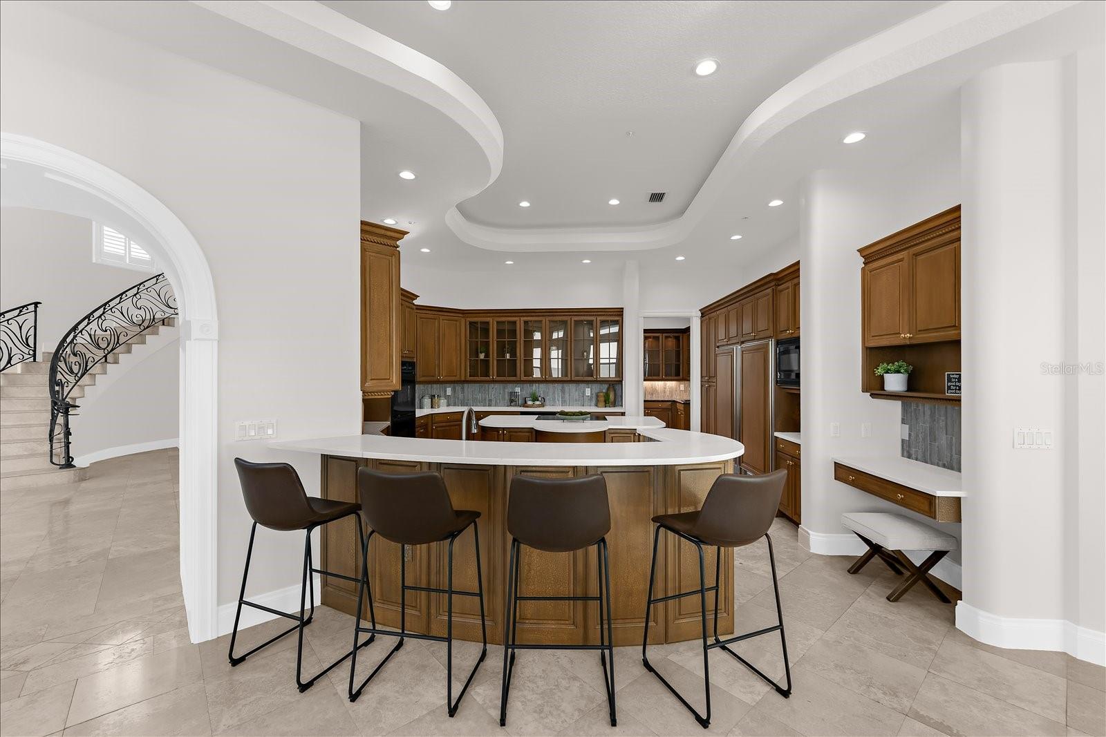 TB8466775 Property Photo