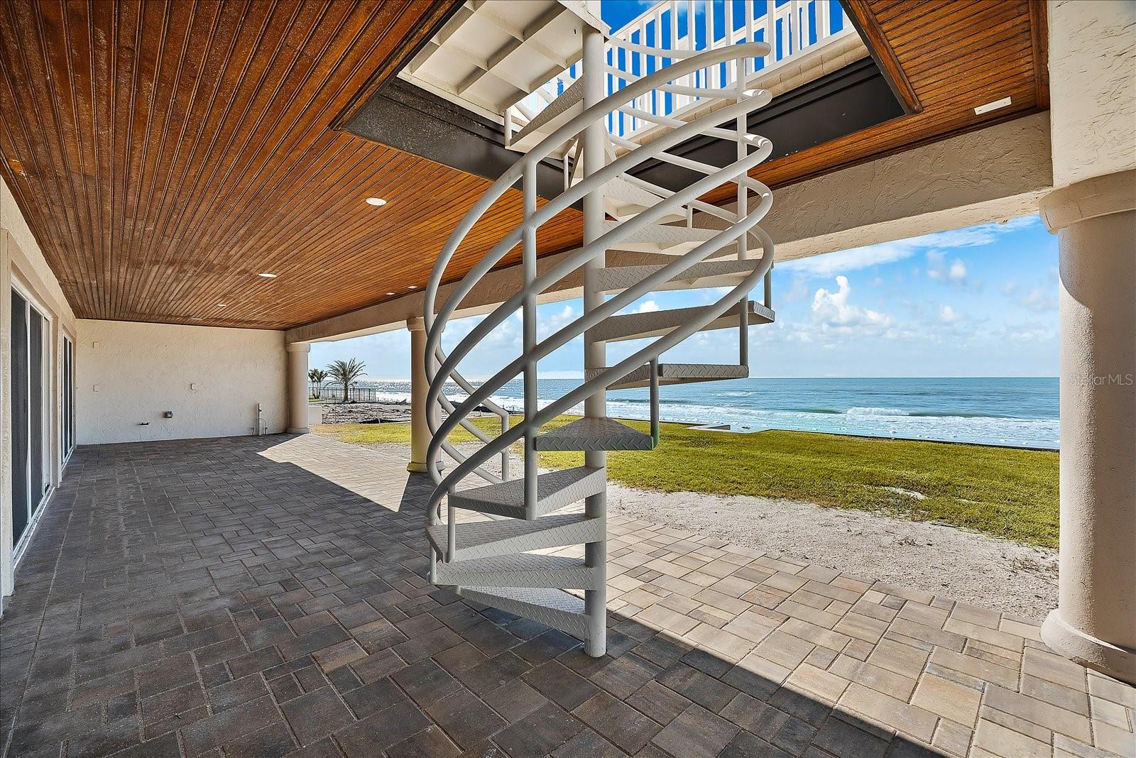 TB8466775 Property Photo