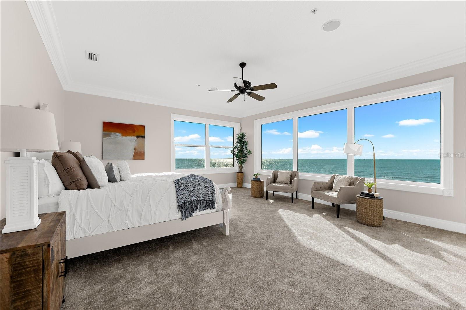 TB8466775 Property Photo