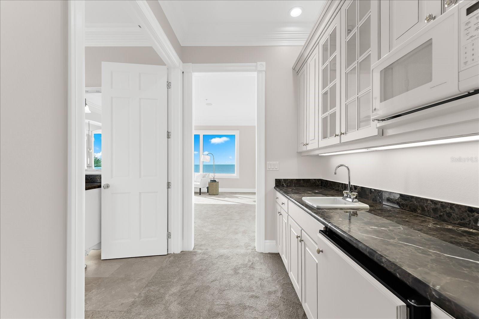 TB8466775 Property Photo