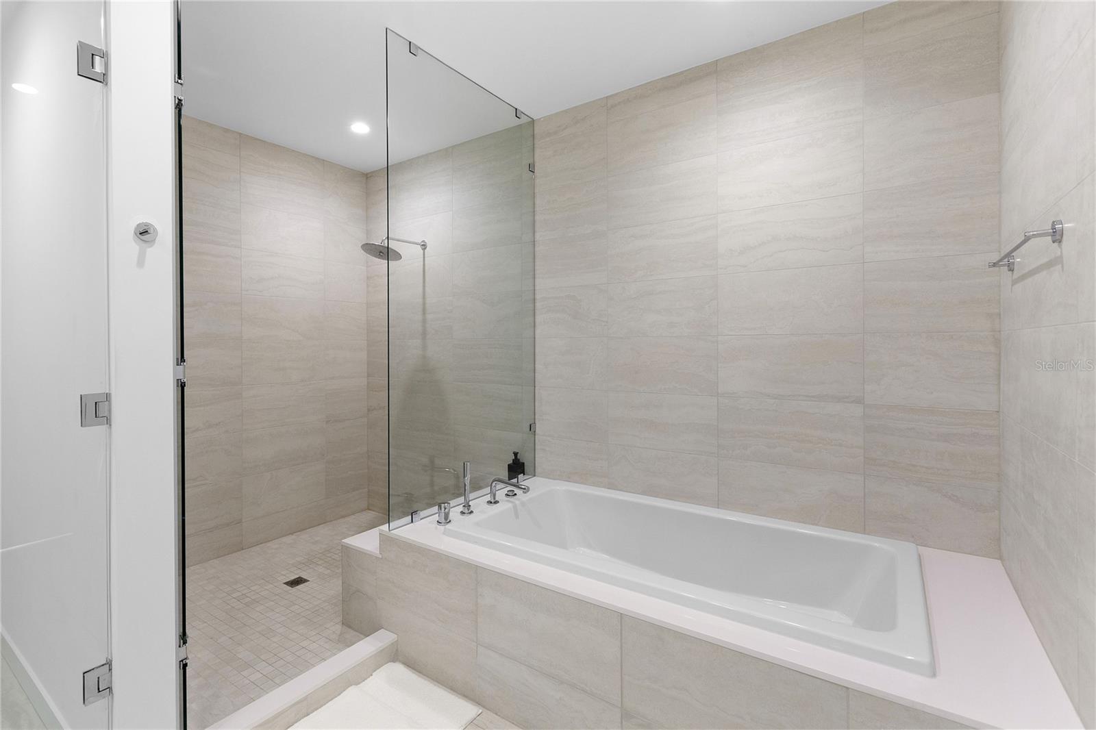 301 QUAY COMMONS #509, SARASOTA, FL, 34236