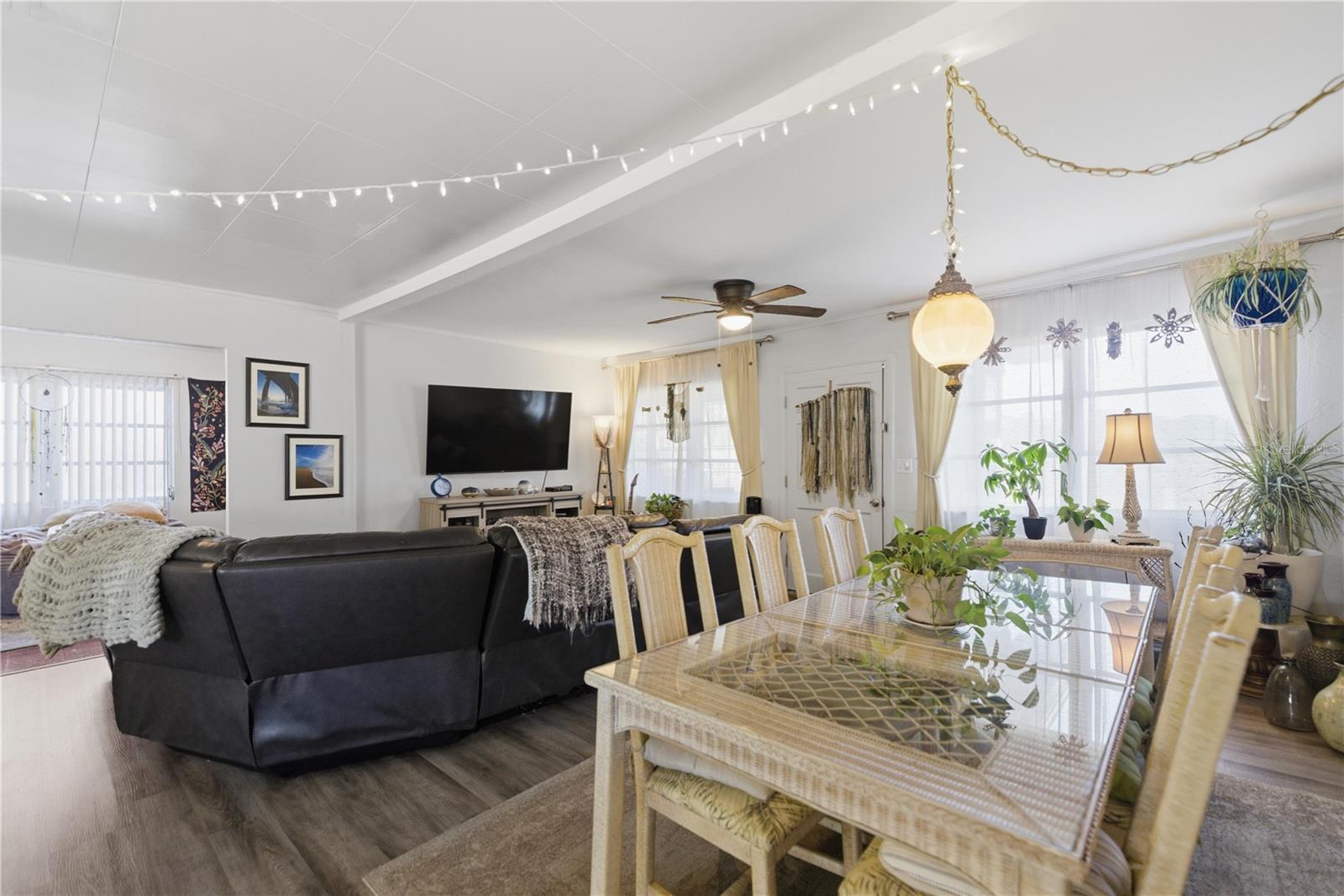 872 LAKE SHORE TER, INTERLACHEN, FL, 32148