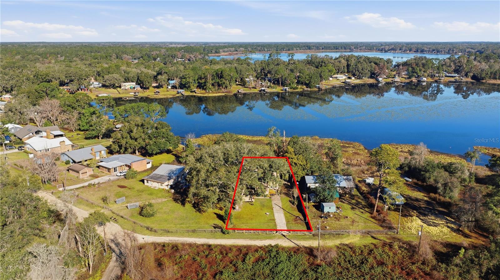 872 LAKE SHORE TER, INTERLACHEN, FL, 32148