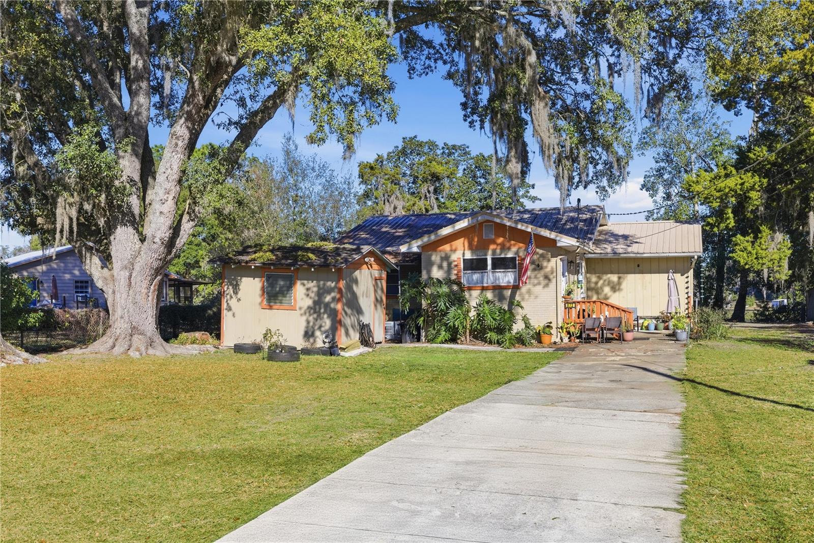 872 LAKE SHORE TER, INTERLACHEN, FL, 32148