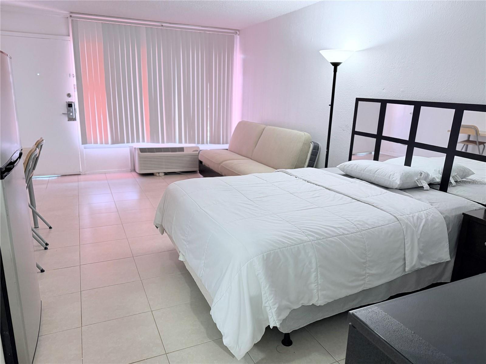 O6375428 Property Photo