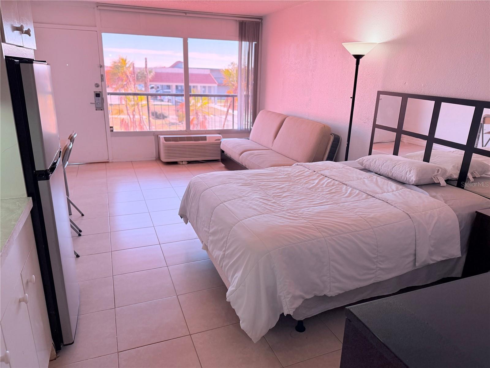 O6375428 Property Photo