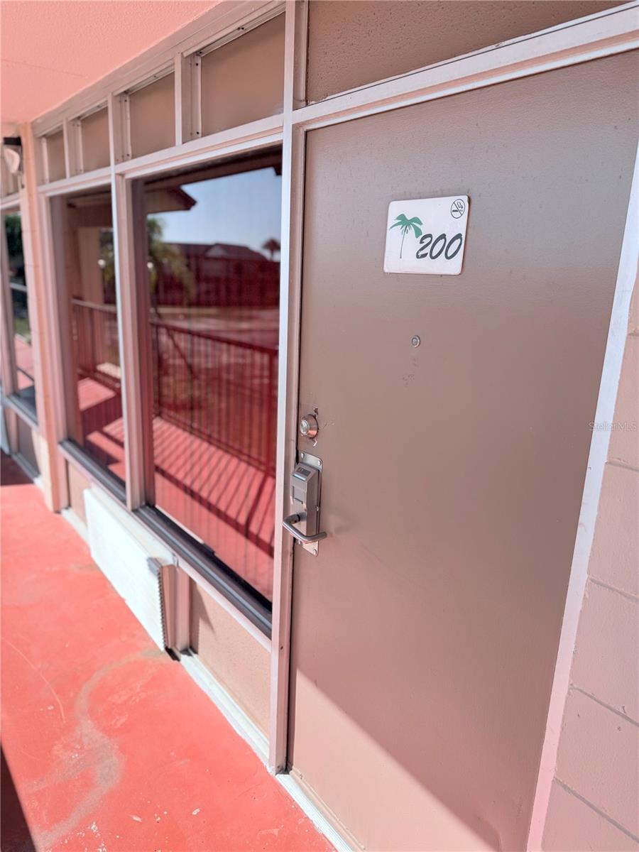 O6375428 Property Photo