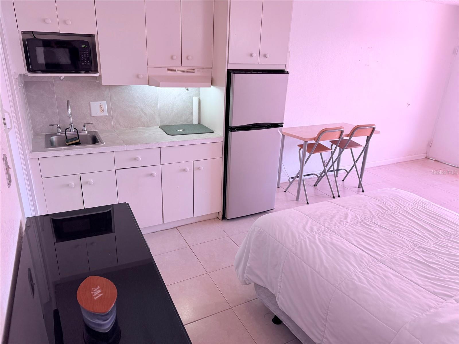 O6375428 Property Photo