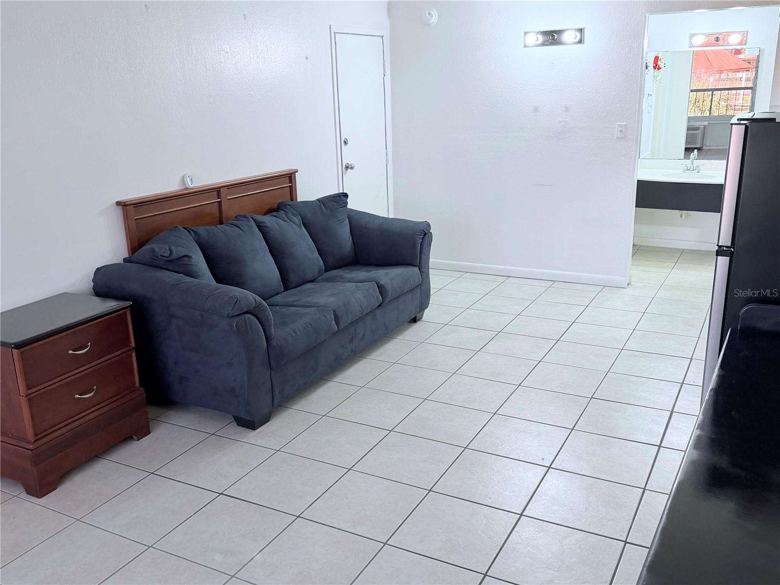 O6375431 Property Photo