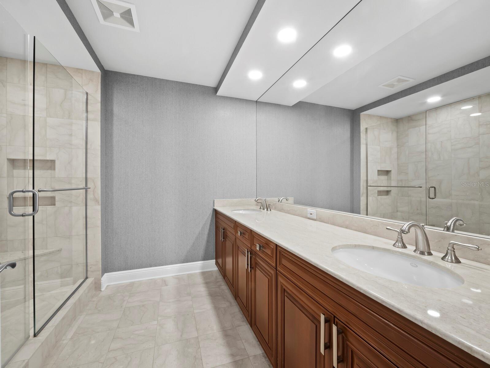 A4679133 Property Photo