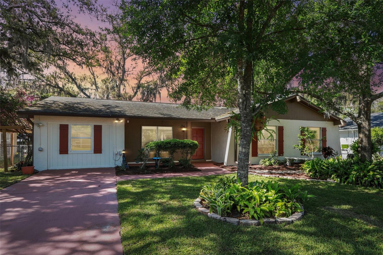 4905 E OKARA RD, TAMPA, FL, 33617