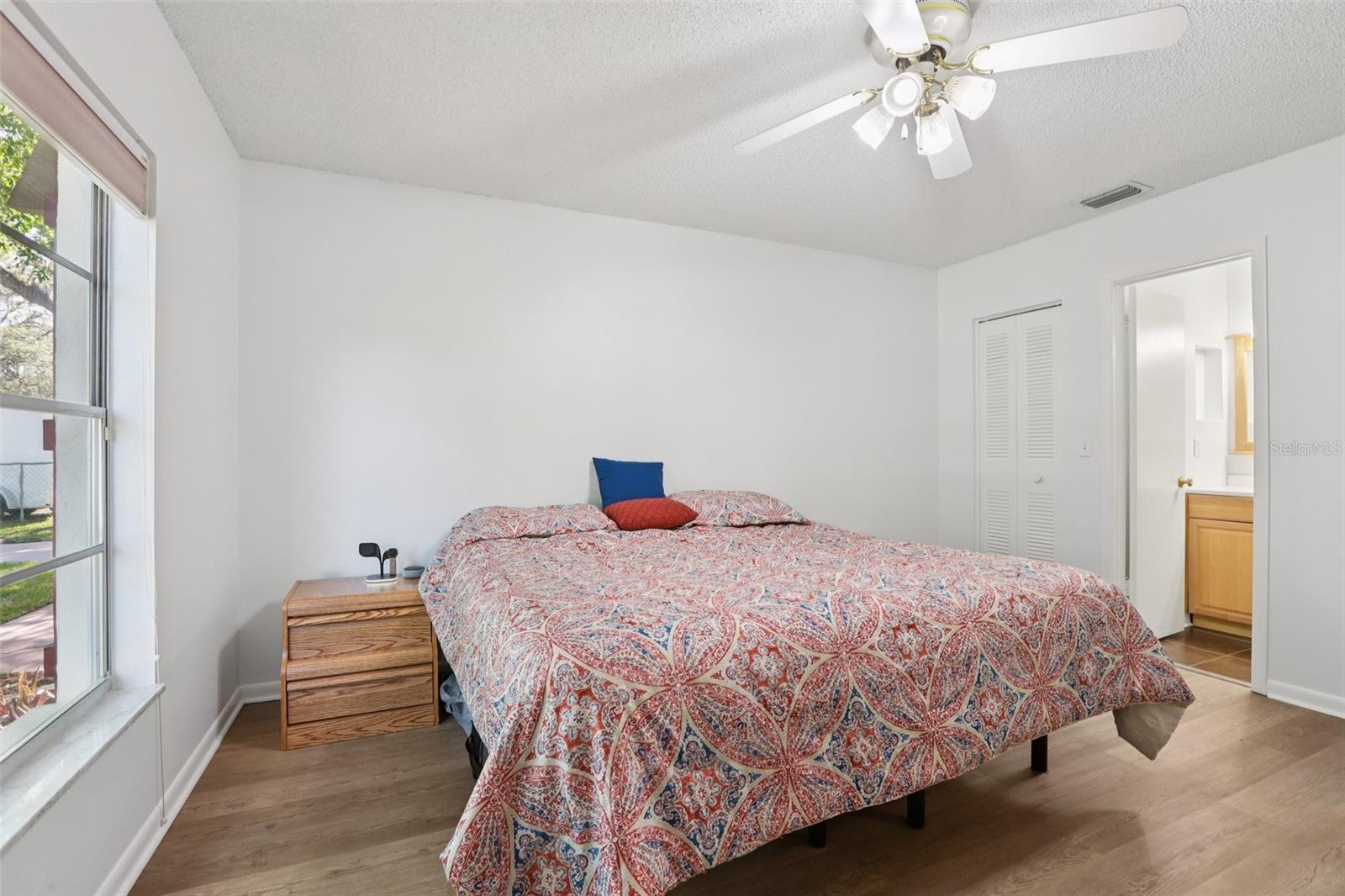 4905 E OKARA RD, TAMPA, FL, 33617