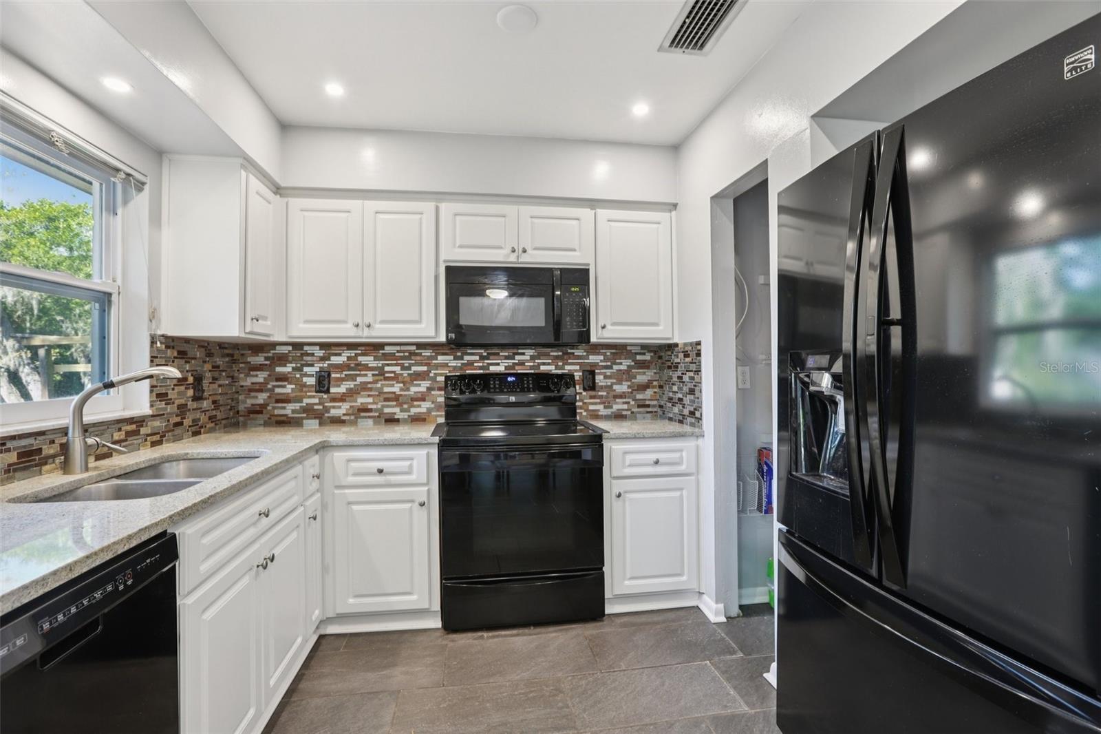 4905 E OKARA RD, TAMPA, FL, 33617