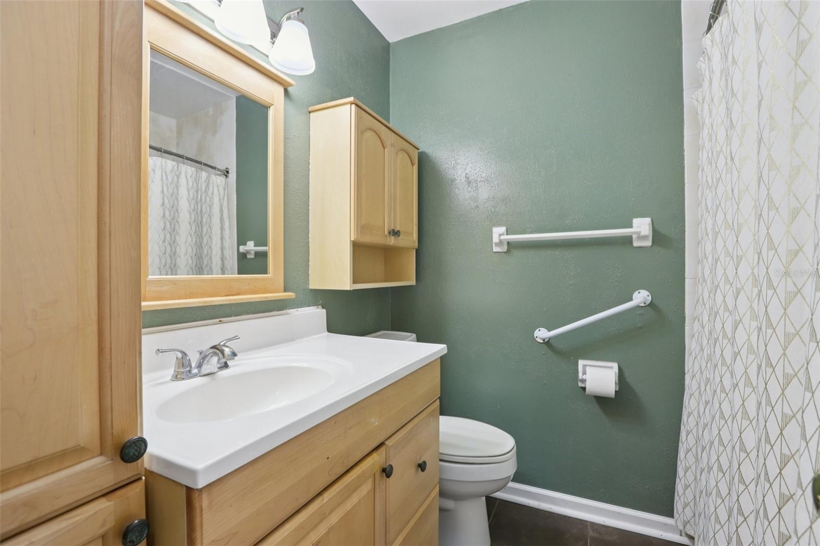 4905 E OKARA RD, TAMPA, FL, 33617