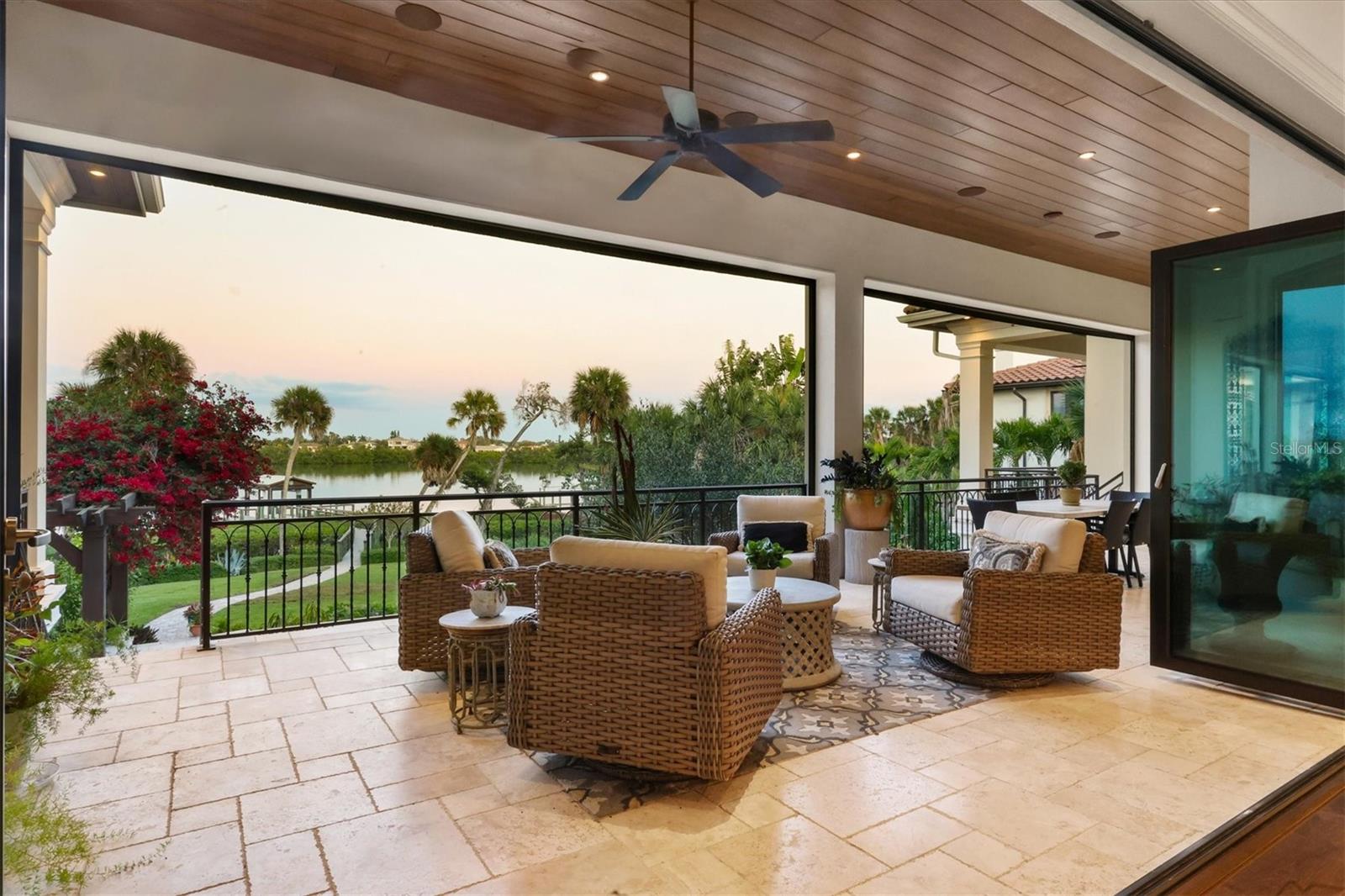 A4679136 Property Photo