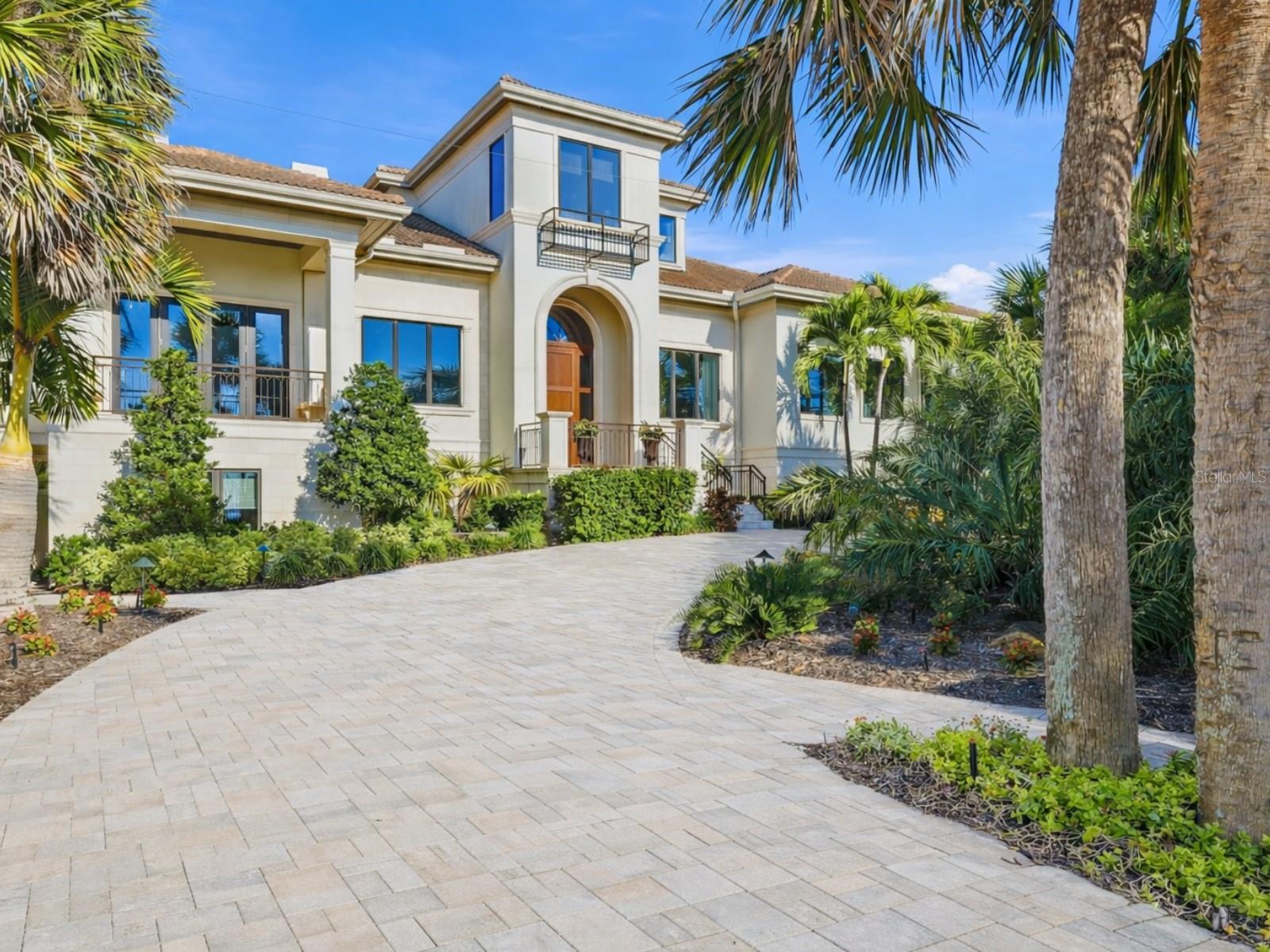 A4679136 Property Photo