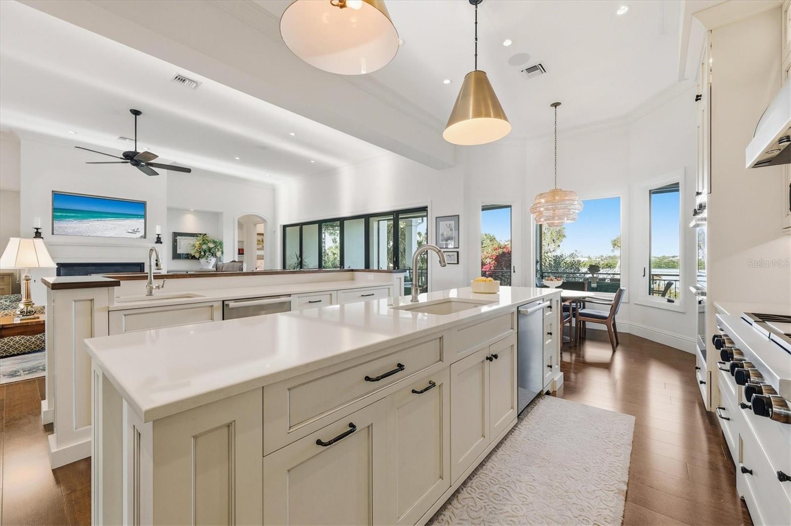 A4679136 Property Photo