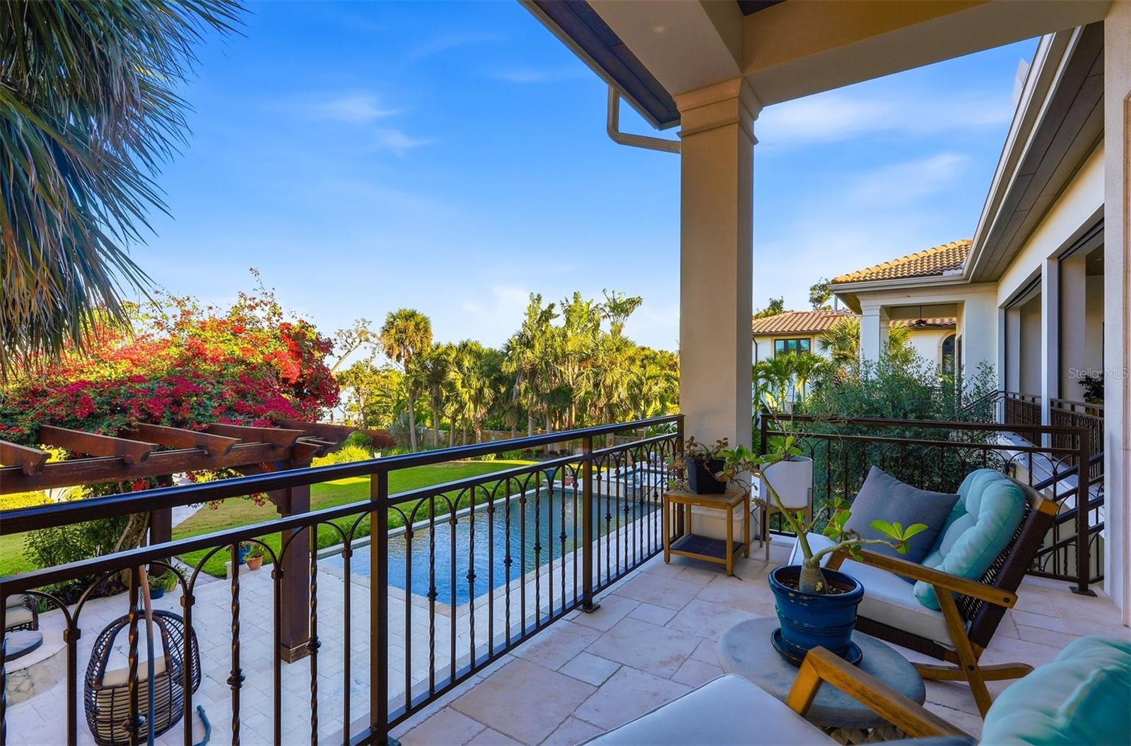 A4679136 Property Photo