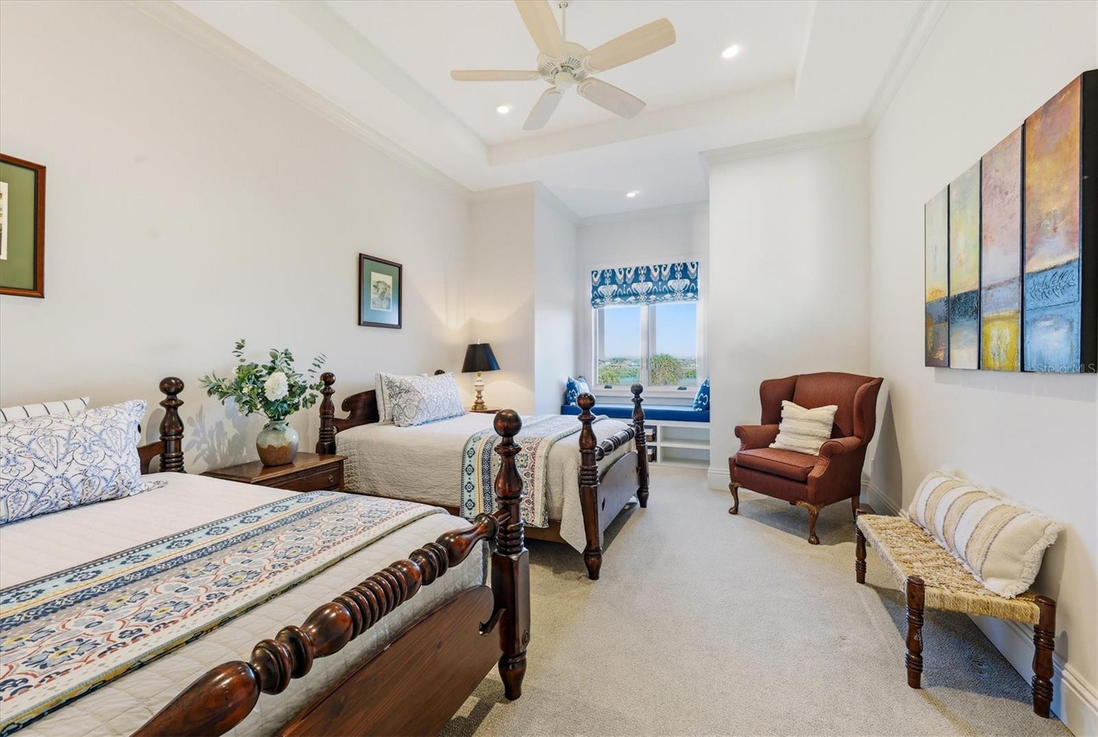 A4679136 Property Photo