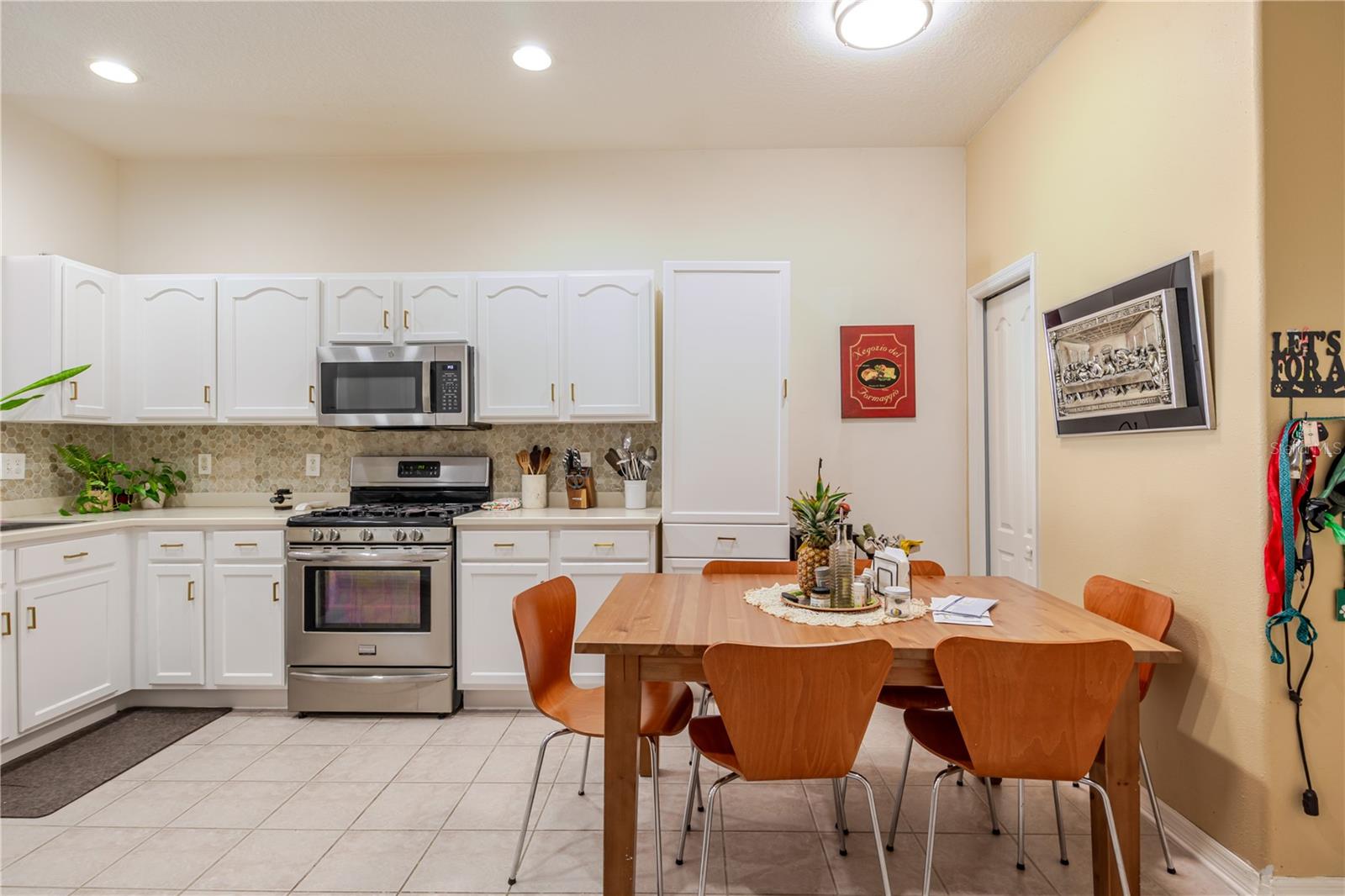 31500 SHAKER CIR, WESLEY CHAPEL, FL, 33543