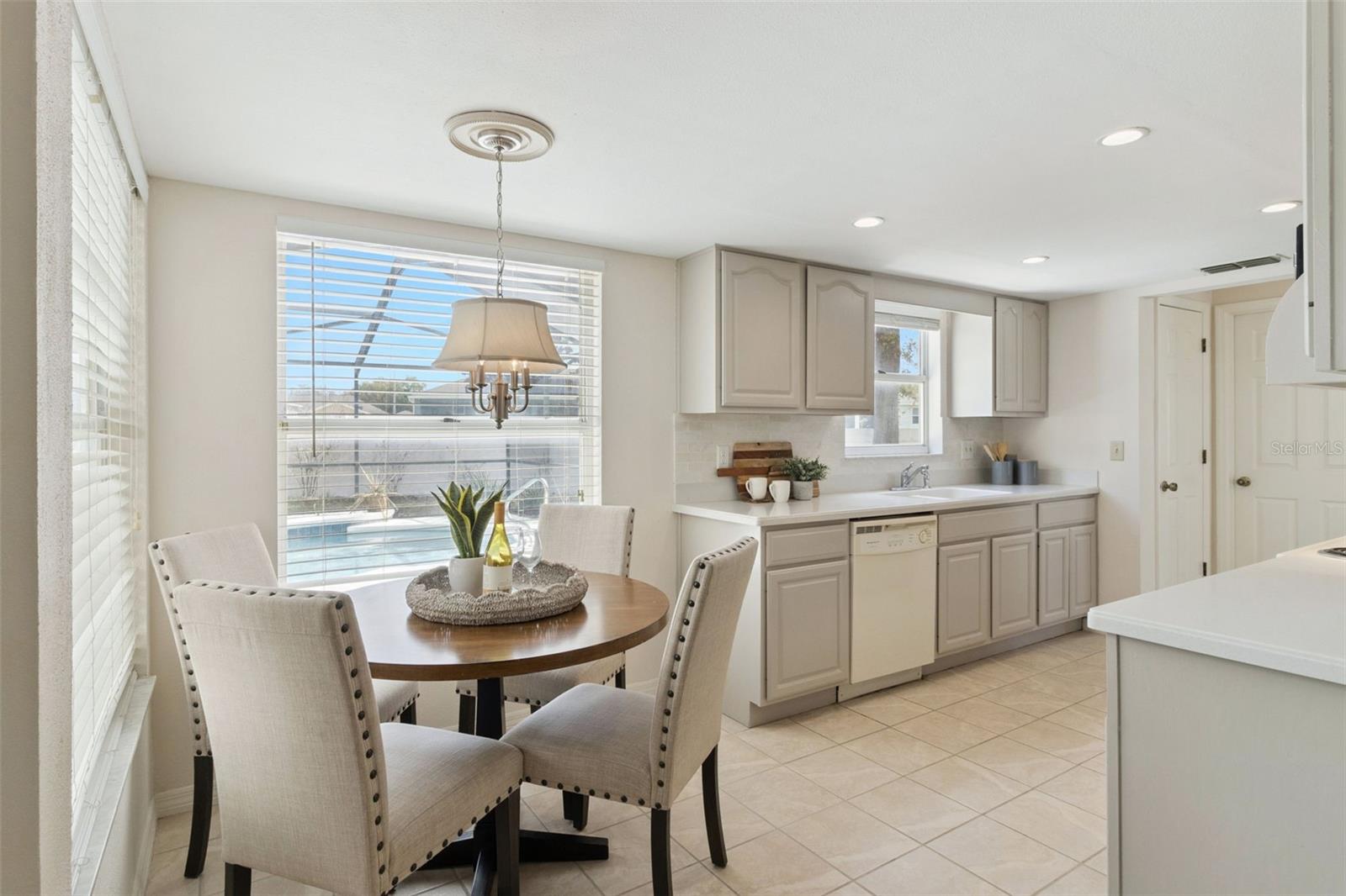 212 COLLEGE GROVE CIR NE, WINTER HAVEN, FL, 33881