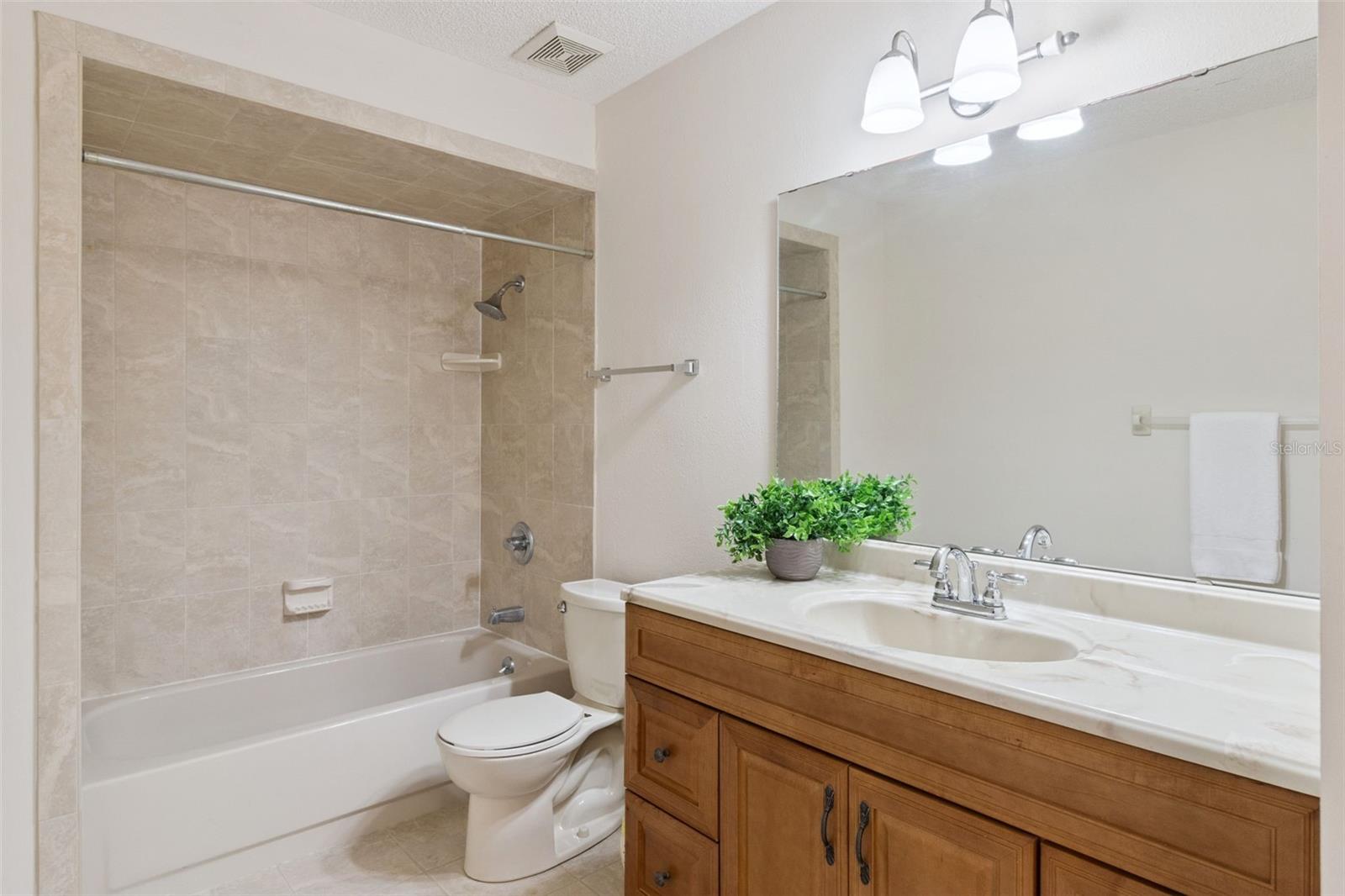 212 COLLEGE GROVE CIR NE, WINTER HAVEN, FL, 33881