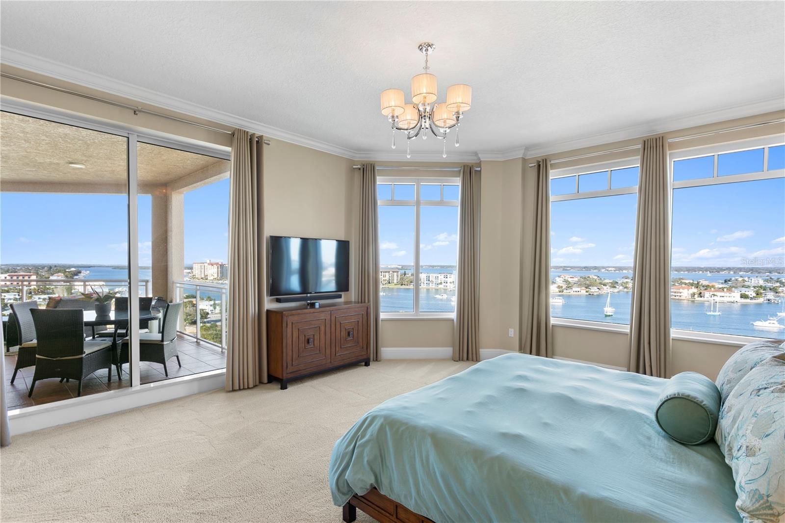 TB8466849 Property Photo