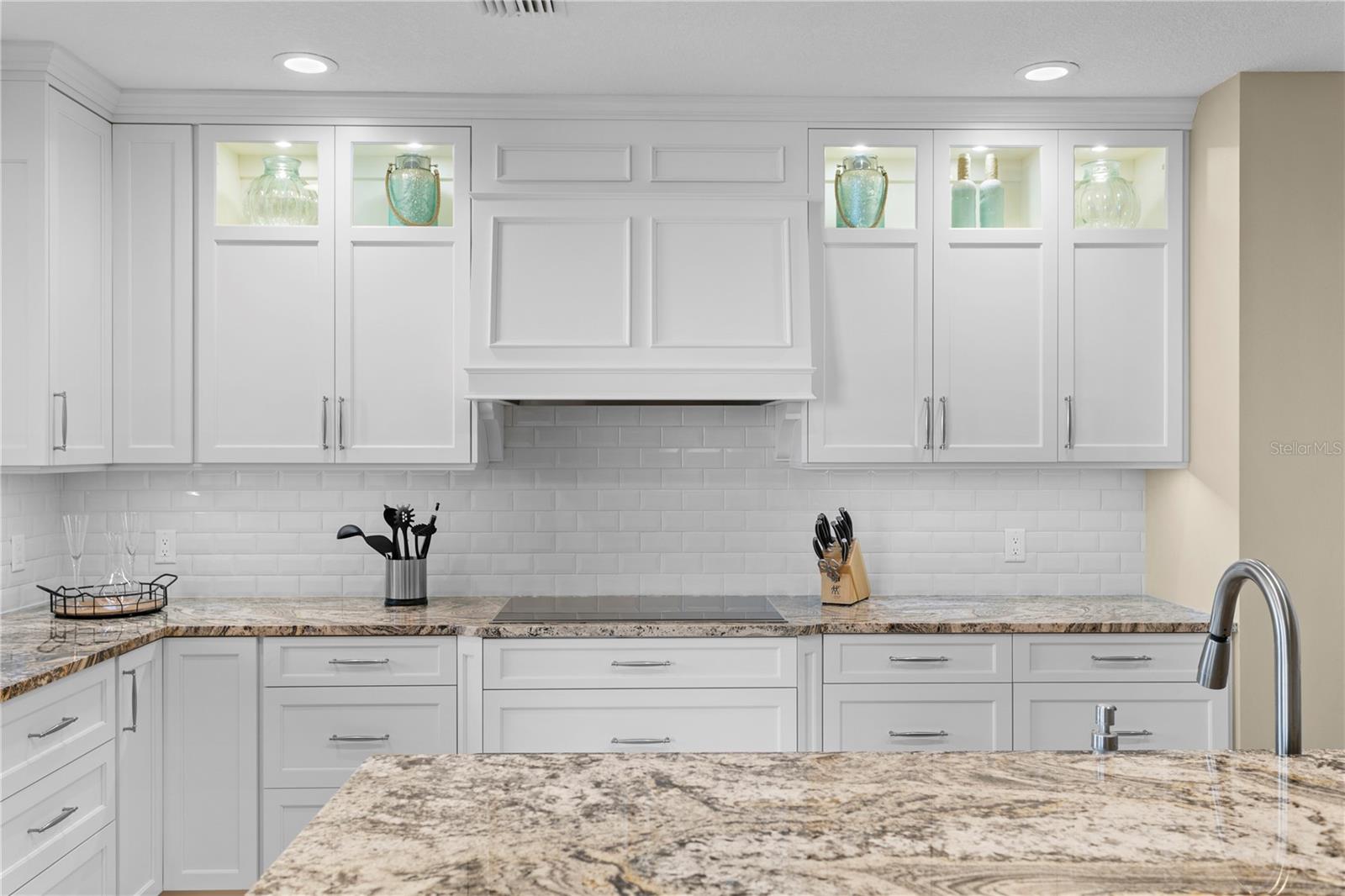 TB8466849 Property Photo