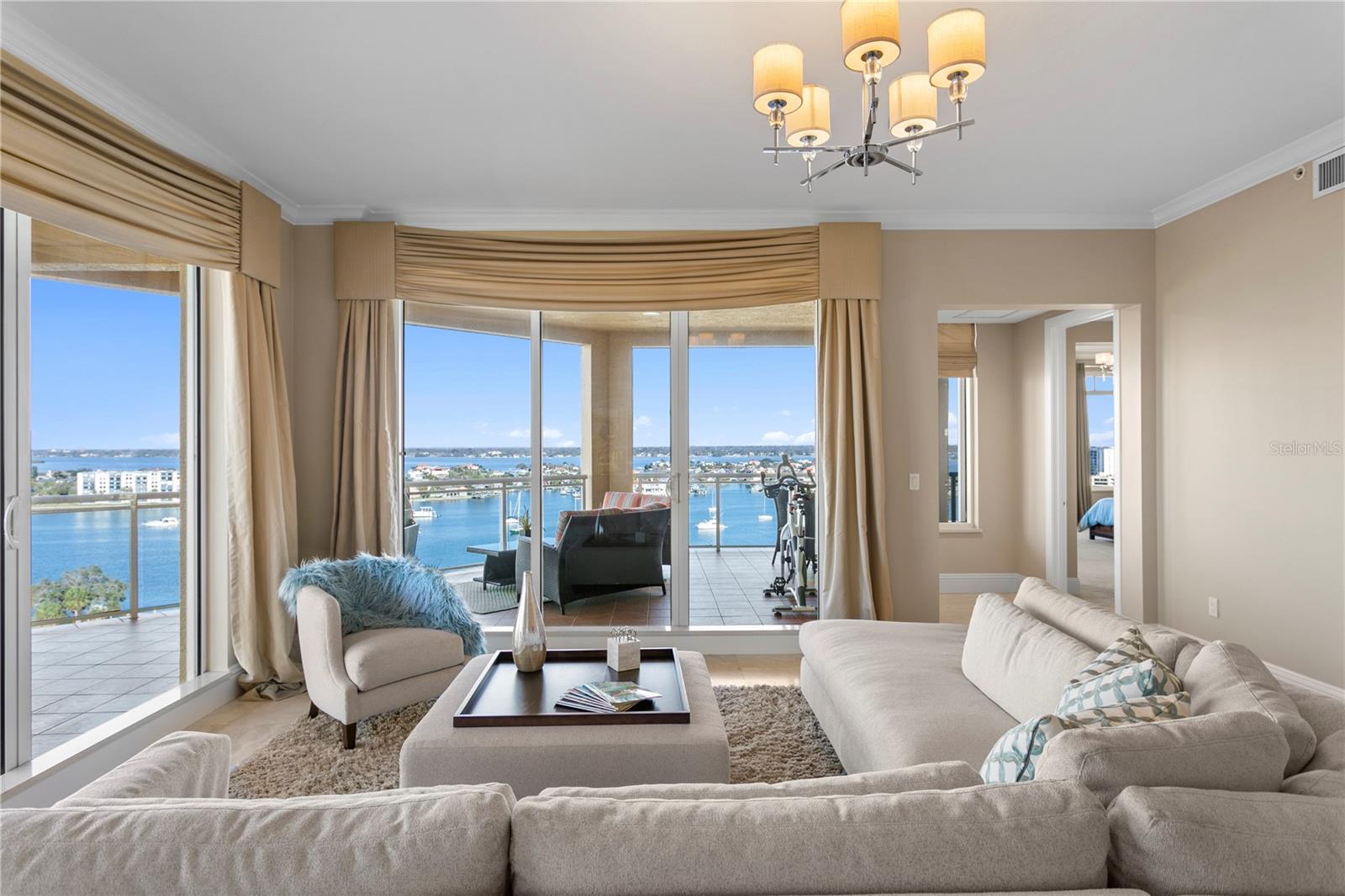 TB8466849 Property Photo