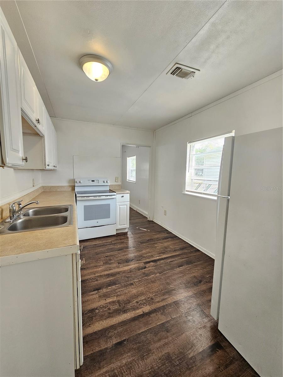 5706 DR MARTIN LUTHER KING JR ST N, ST PETERSBURG, FL, 33703