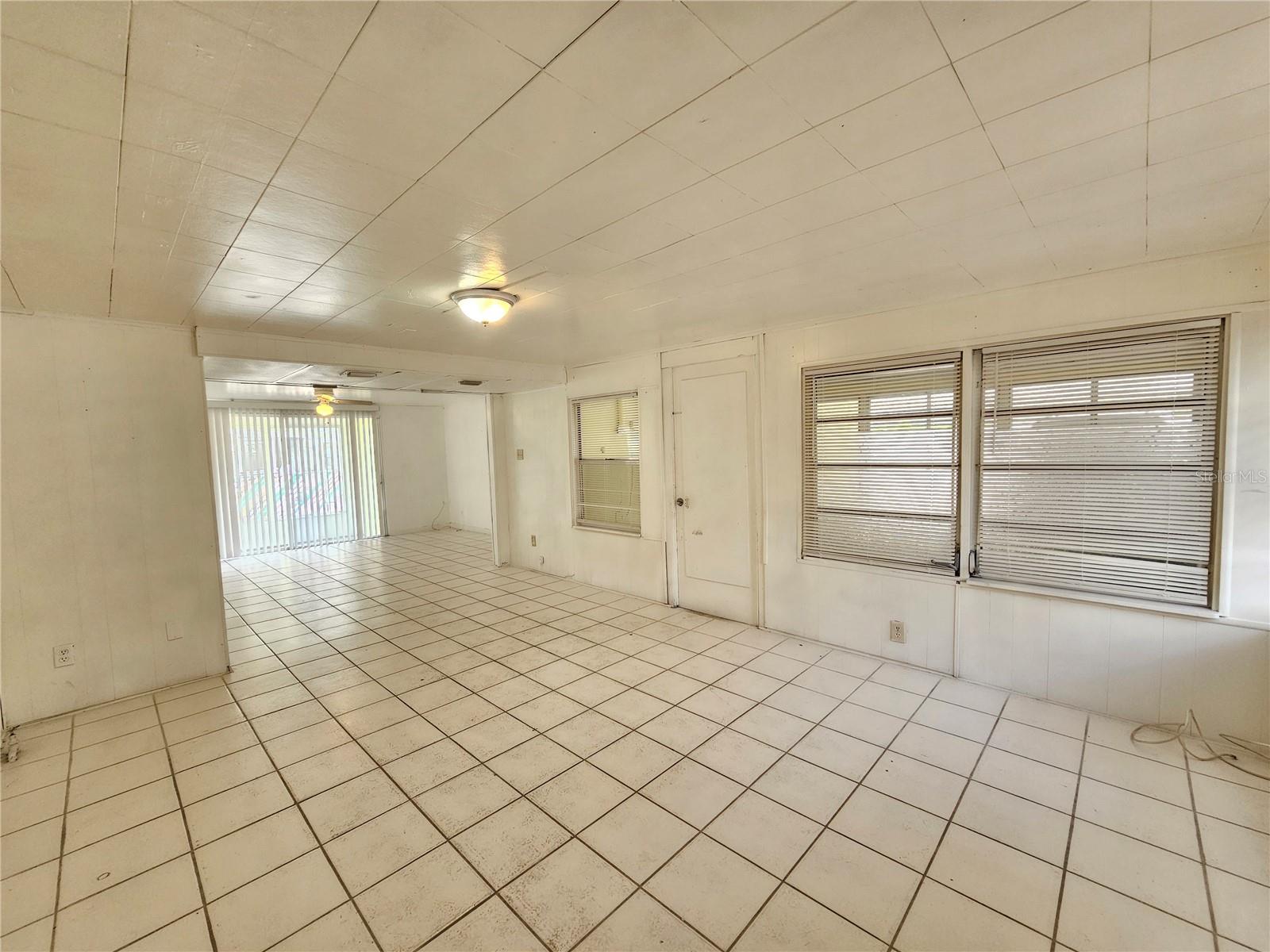 5706 DR MARTIN LUTHER KING JR ST N, ST PETERSBURG, FL, 33703