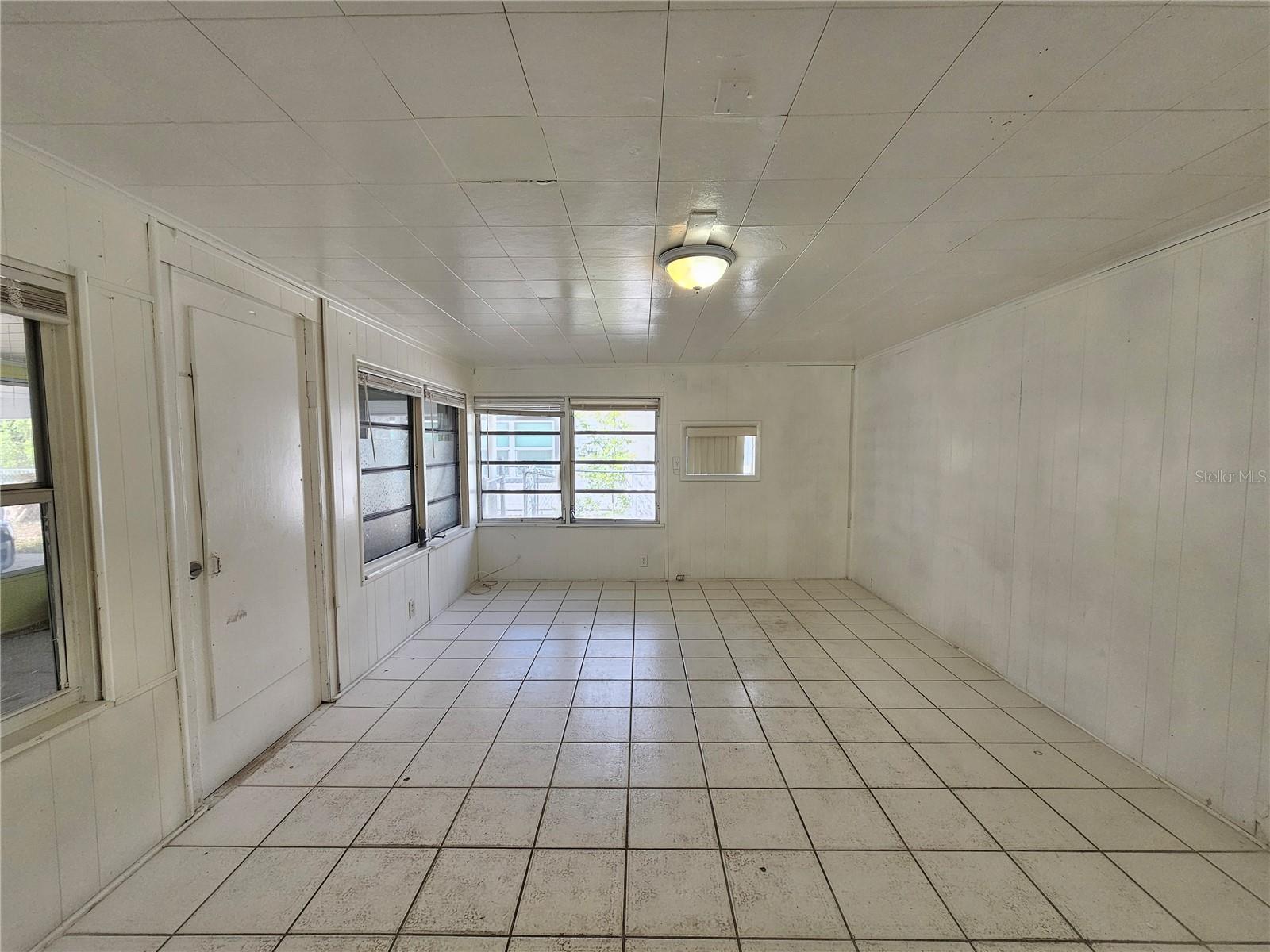 5706 DR MARTIN LUTHER KING JR ST N, ST PETERSBURG, FL, 33703