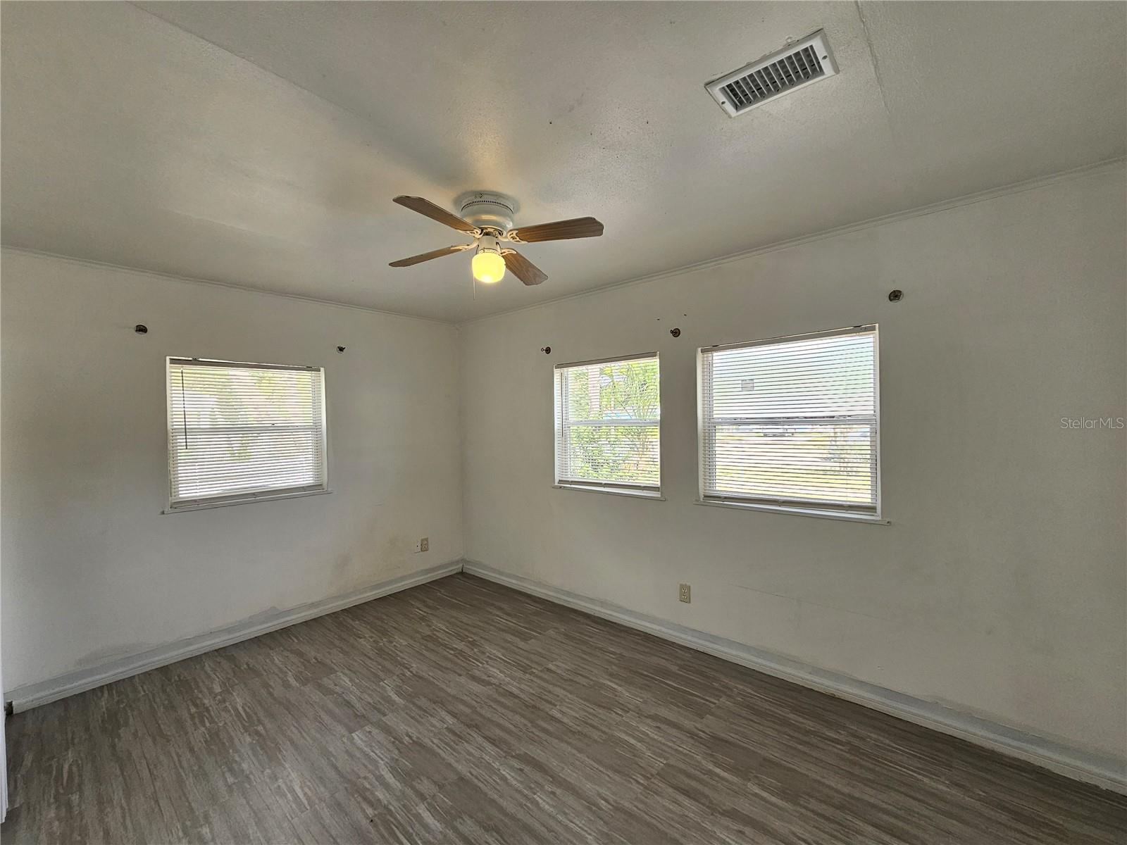 5706 DR MARTIN LUTHER KING JR ST N, ST PETERSBURG, FL, 33703