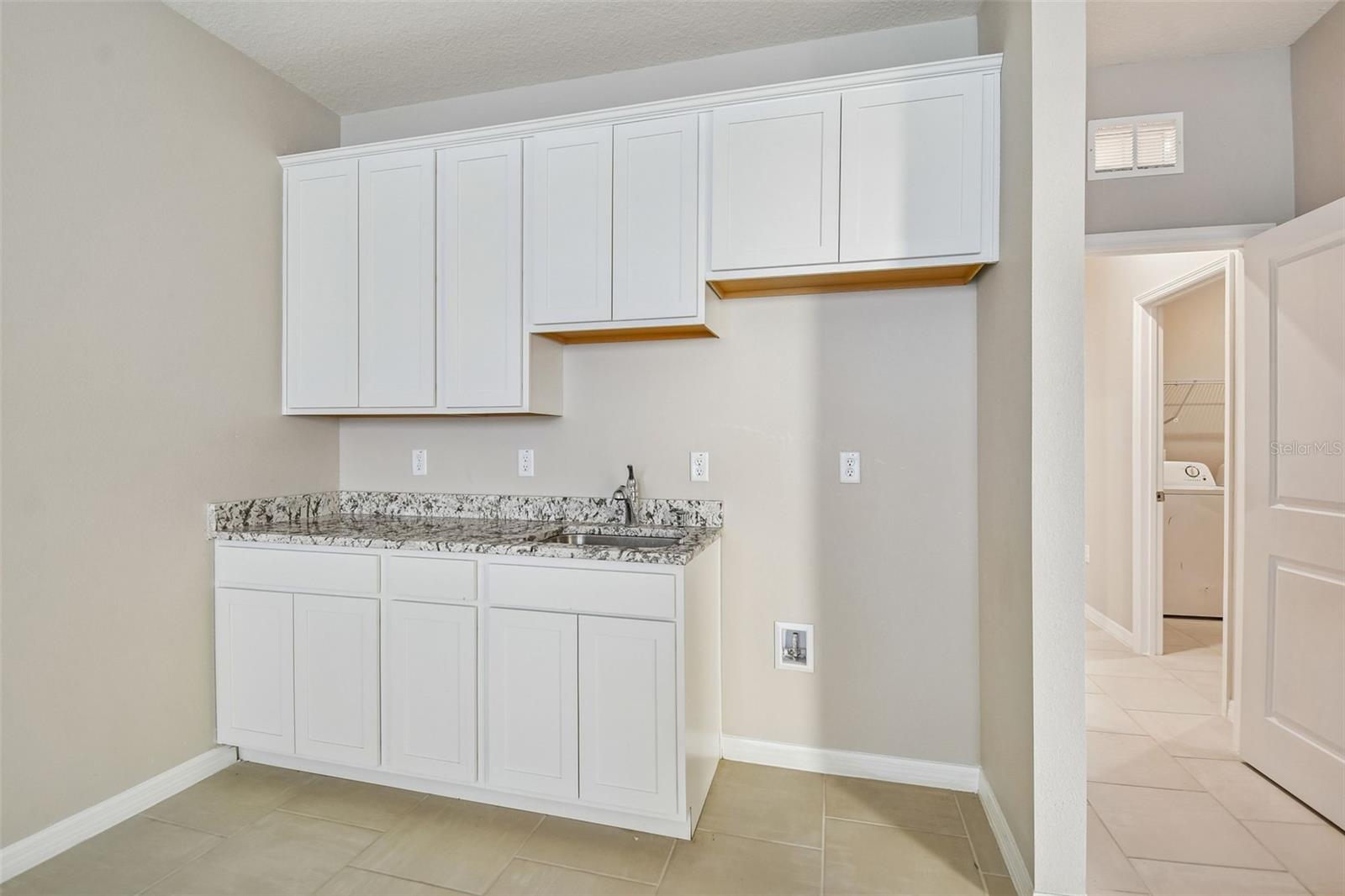 In Law Kitchenette