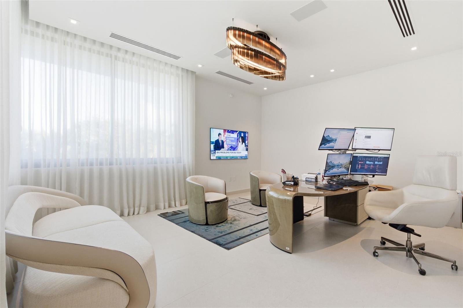 PR9118686 Property Photo