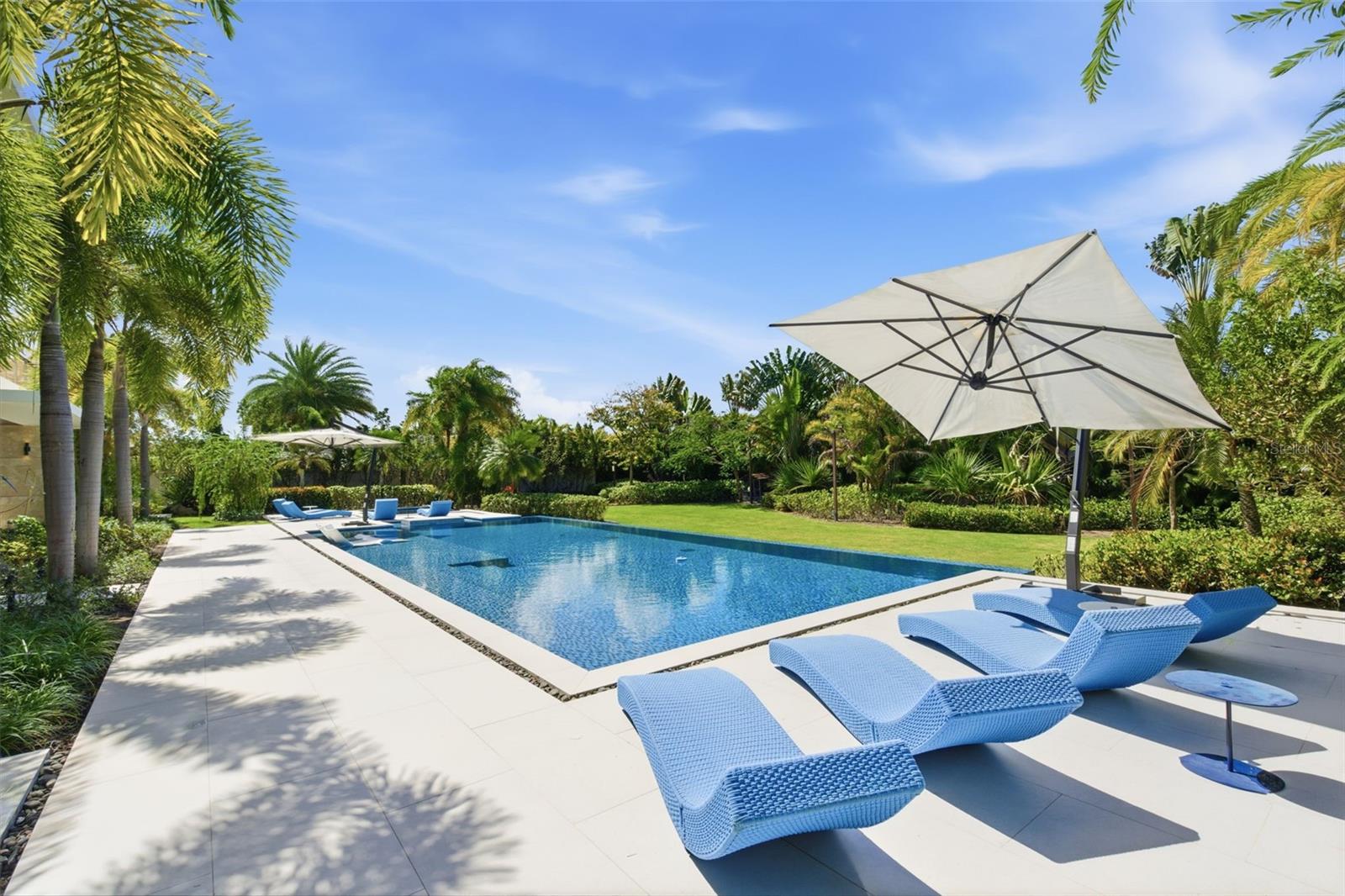 PR9118686 Property Photo