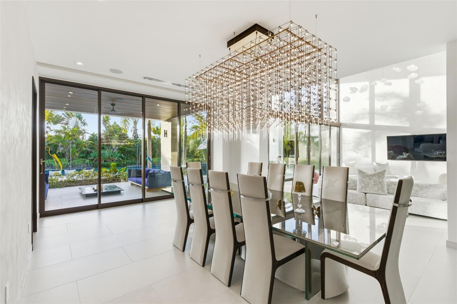 PR9118686 Property Photo