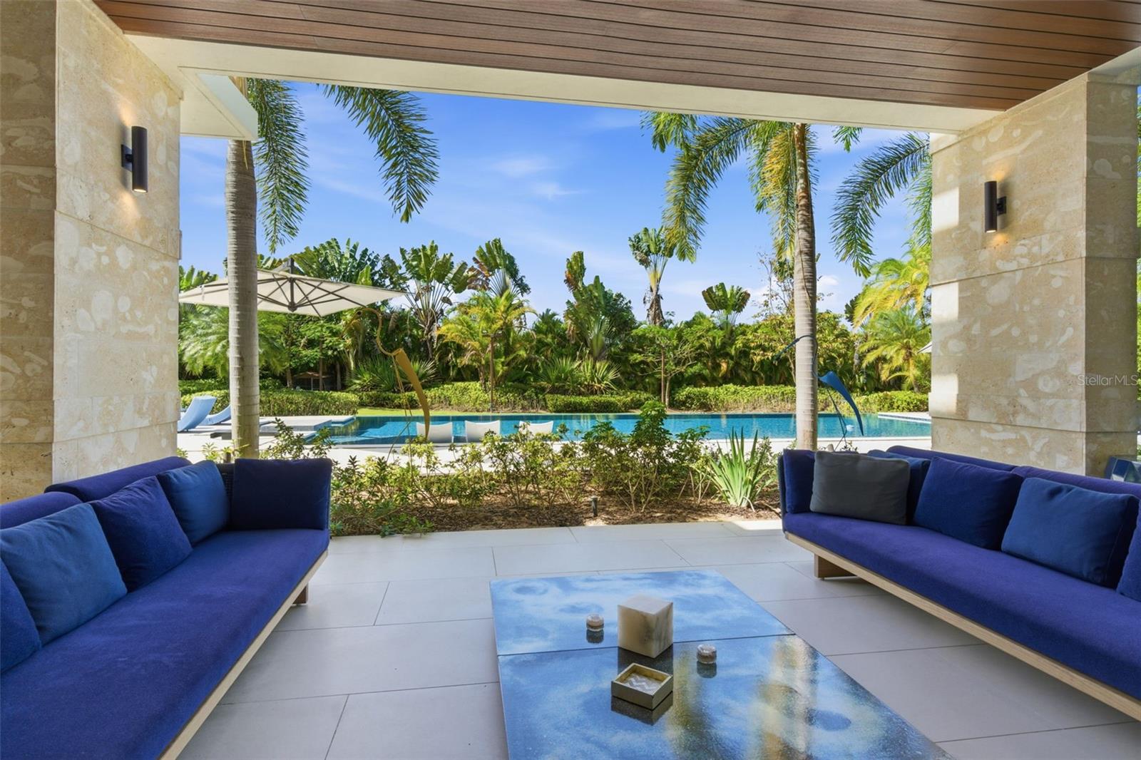 PR9118686 Property Photo