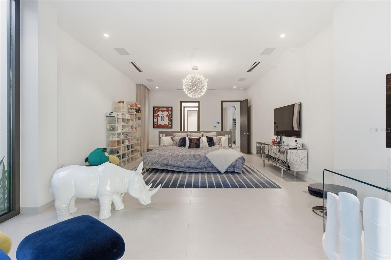 PR9118686 Property Photo