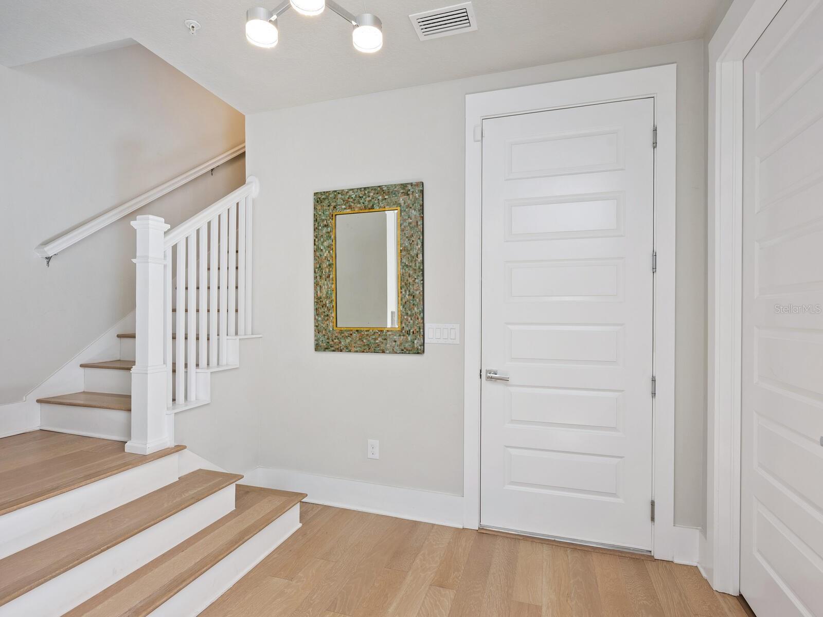 508 LAUREL PARK DR, SARASOTA, FL, 34236