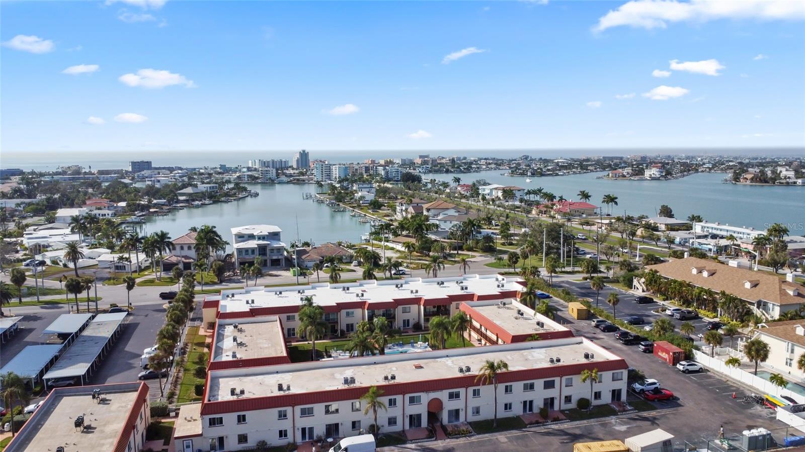 10365 PARADISE BLVD #22, TREASURE ISLAND, FL, 33706