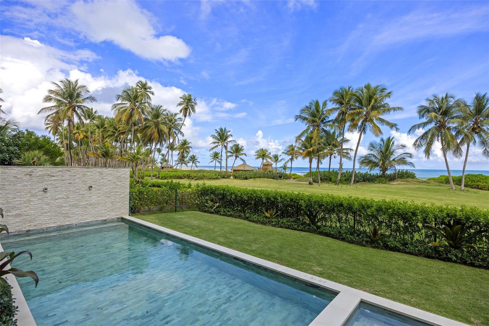 PR9118693 Property Photo