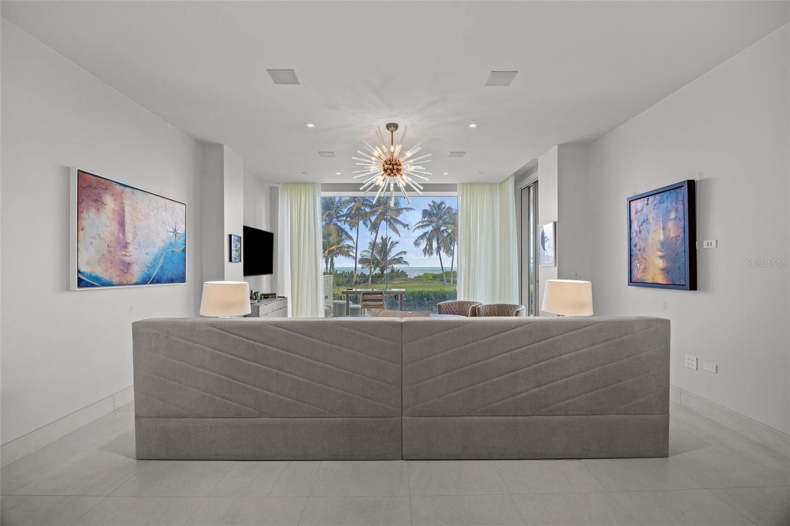 PR9118693 Property Photo