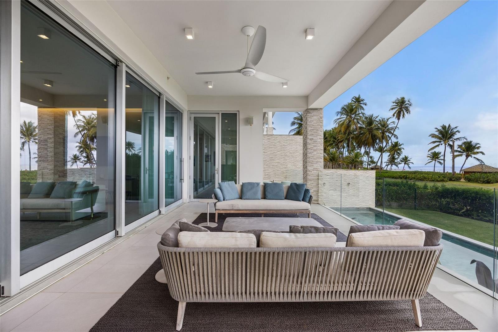 PR9118693 Property Photo