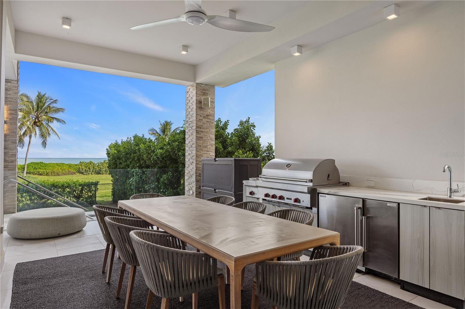 PR9118693 Property Photo